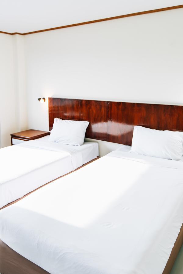 Sinkiat Thani Hotel Satun Esterno foto